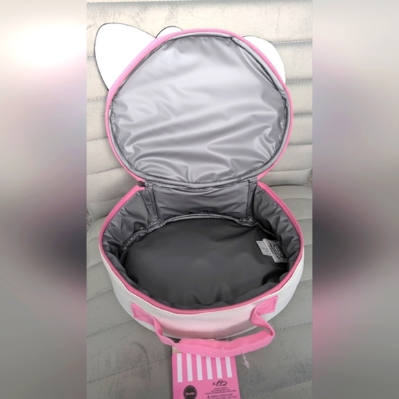 Hello Kitty Bundle - Tumbler, Lunch Bag and Jelly Sandals - Picture 13 of 16